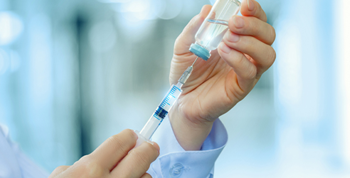 手術には麻酔師が立ち会います